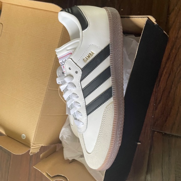 adidas Samba White and Black Sneakers - Picture 2 of 12